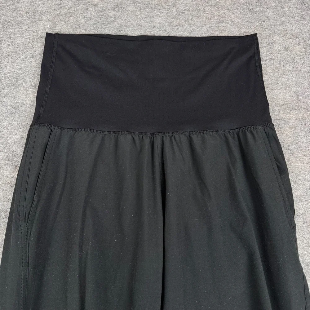 Lululemon Cropped Pants 26